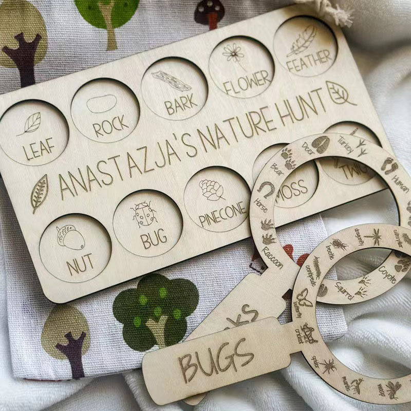 Houten bord met opdruk 'Custom - Kids Outdoor Nature Scavenger Hunt recensie en prijs